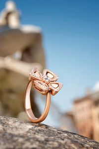 A new Bvlgari icon is blooming! Channel the spirit of the eternal city. Experience the Roman joy of life. Feel unique and bold. Be Fiorever. The new diamond jewelry collection by Bvlgari is now available. Tap the pin to discover more.