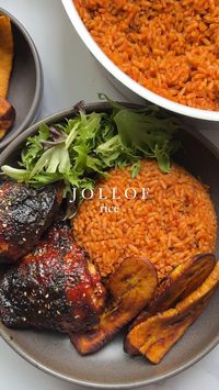 follow @foodbyremi for more comfort recipes Jollof Rice is easily the best rice dish out there and it’s about time you learnt how to cook with - without it being mushy. my recipe will teach you how to balance the perfect taste of sweet and smoky while making rice that doesn’t stick together. For the full recipe check my website or search “Jollof Rice Food By Remi” on Google #jollofrice #rice #jollof #ricedishes #africanfood #ghanarecipe #nigerianrecipe