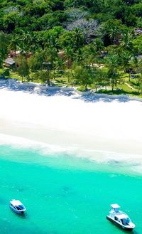 The Sands at Nomad, Diani, Kenya sits on the long powder-soft, picture-perfect beach, which is the main attraction. It’s clean and palm fringed and better yet, the hotel restaurant is on the beach - avid beach goers will enjoy that. Timbuktu Travel.