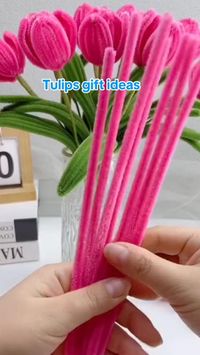 Handmade diy gift ideas for Mother’s Day pipe cleaner tulips flowers#handmade #diy #handmadegifts #handmadecraft