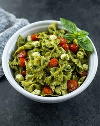 Pesto Pasta Salad with mozzarella and tomatoes | InquiringChef.com