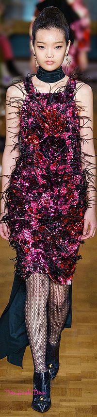 Erdem Fall 2019 RTW #LFW #TrésHauteDiva My new review of London Fashion Week on my website  http://www.treshautediva.com/treshautedivablog