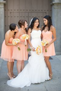 Coral themed wedding  |  The Frosted Petticoat Blog