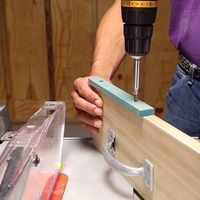 13 Dirt-Simple Woodworking Jigs You Need | Family Handyman | The Family Handyman