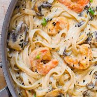 Creamy Shrimp Pasta with Mushrooms