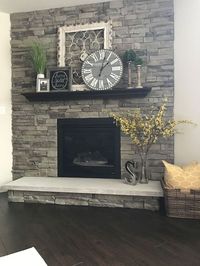 40 Best Modern Farmhouse Fireplace Mantel Decor Ideas (19)