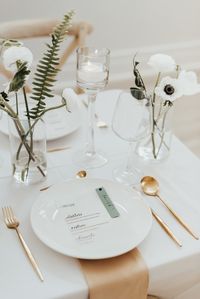 Modern Minimalist Wedding Inspiration