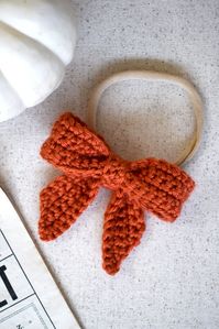 Classic Sailor Hair Bow Free Crochet Pattern