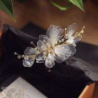 Flowers are made of high quality siren and resin. İdeal for Wedding hairstyle. Set includes 2 hair comb