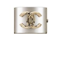 gold pearly white Chanel ❤ liked on Polyvore featuring jewelry, gold costume jewelry, white costume jewelry, chanel, yellow gold jewelry and gold costume jewellery