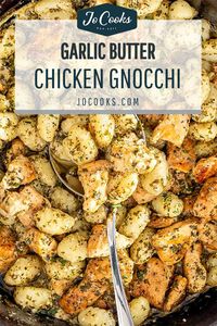 Experience the epitome of comfort food with this quick and easy Garlic Butter Chicken Gnocchi! Perfect for weeknight dinners or special occasions. #GarlicButterChicken #GnocchiRecipes #30MinuteMeals #ComfortFood #EasyWeeknightDinner