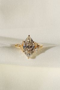 Tuscany Petal Prong, Marquise Cut