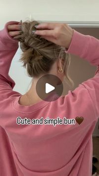 Baylie Denning |blonde specialist• lived in blondes• balayages| on Instagram: "The easiest way to elevate a bun! So cute and fast, I’m obsessed! Also the messier the better🤎   #utah #explorepage #utahhairstylist #hairinspo #bountiful #hairtutorial #hairstyle #bunhairstyles #hairideas #updo #hairvideo #hairstyles #hairideas #hairhowto #hairrreels #hairinspiration #explore #messybun"