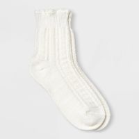 Women's Scalloped Edge Pointelle Super Soft Short Crew Boot Socks - Universal Thread™ 4-10 : Target