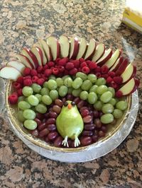 Easy Fruit platter, turkey