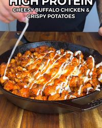 Cheesy Buffalo Chicken & Crispy Potatoes🔥🍗 The ultimate high-protein meal prep for fitness lovers!💪🏼 Perfectly seasoned chicken, crispy potatoes, and a cheesy buffalo twist—all in one delicious dish. Get 66g of protein per serving to fuel your gains. Easy, tasty, and macro-friendly!  (Macros per serve: 467 Calories | 31gC | 11.5gF | 66gP)   #easyweightloss   #MealPrep #HighProtein #BuffaloChicken #HealthyEating #FitnessFuel #MacrosOnPoint #EasyMealPrep #Weightloss