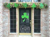 My St. Patrick's Day doorscape! www.facebook.com/adecoratedlife