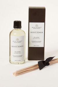 Our luxury diffuser Midsummer refill includes a bundle of natural reed sticks and is an economical way to top up one of our most relaxing aromas, created from lavender, geranium and palmarosa pure essential oils.