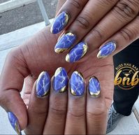 Blue marble nails with gold detailing ✨️ 💙