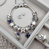 ⭐️⭐️⭐️ #pandora #theofficialpandora #theartofpandora #pandorastyle #pandoralifestyle #pandorabracelet #pandorajewelry #dopandora #mypandora #myunforgettablemoment #mypandoracharms #pandoraretired #pandoracollection #pandorajewelrybox #pandoraforever #moresscharms #mystackers #mystackerscharmbox #jamesavery