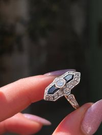 Art Deco 18 ct Gold, Platinum, and Sapphire Ring – Curio Incorporated