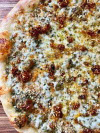 Roasted Garlic Pesto Pizza and Drive My Car » Djalali Cooks