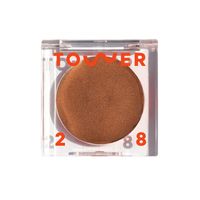 Tower 28 Bronzino Illuminating Bronzer is a skin-loving bronzer balm that is easy to apply and blends seamlessly for a sun-kissed glow.  #cleanbeauty #cleanbeautymakeup #cleanbeautyfacialmakeup #cleanbeautybronzer #bronzer #creambronzer #tower28 #affordablemakeup