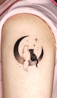 Moon Tattoo Design Images (Moon Ink Design Ideas)