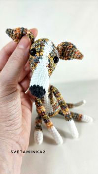 This is the Crochet Greyhound / Whippet Pattern to make your own mini dog amigurumi (downloadable pdf file) in English (US terms), very detailed, very clear instructions and tips with lots of photos for each step. Skill level: upper beginner (the Crochet Pattern doesn't contain lessons on crocheting). Skills required: basic crocheting skills for amigurumi. #crochetgreyhound #amigurumigreyhound #amigurumigalgo