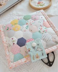 Mini Stitch and Go by What Saysie Makes | Fabric: Hidden Cottage by Minki Kim for Riley Blake Designs | sewing | quilting | hexie fabric | quilting fabric | cheater cloth | needle book | project book | embroidery