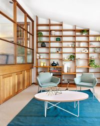 If you're a fan of mid century modern and '70s style you're going to love this Pettit + Sevitt gem of a house that's currently for sale.