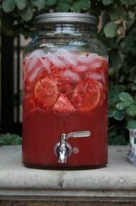 Strawberry Lemonade...perfect for summer holidays and gatherings!