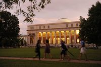 Wyatt Center at dusk on move-in day at Vanderbilt University