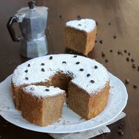 CIAMBELLONE CAFFE' ALBUMI YOGURT ricetta ciambella sofficissima