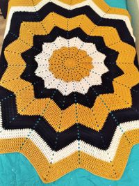 Crochet Circular Throw - Round Ripple Chevron Star Blanket - 60 inches - Black, Gold, and White - MADE TO ORDER