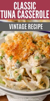 This is an easy dinner recipe. Tuna Casserole is a quick and creamy meal that uses pantry ingredients and has a crisp topping. Flaky tuna, tender egg noodles, sweet baby peas, and a shortcut sauce and under a buttery crumb topping with cheese. #spendwithpennies #tunacasserole #casserole