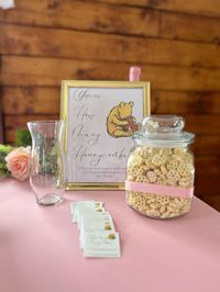 Winnie the Pooh shower games, guess how many honeycomb.  #winniethepooh #winniethepoohparty #winniepooh #babyshowerdecor #babyshowerideas #babyshowergames