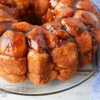 Rhodes Rolls Monkey Bread Recipe - BubbaPie