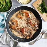 An easy pan-fried pheasant breast recipe in a creamy white wine sauce with sliced chestnut mushrooms and smoky pancetta