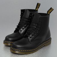 Image shared by Marie ^^. Find images and videos about noir, doc martens and yellow on We Heart It - the app to get lost in what you love.