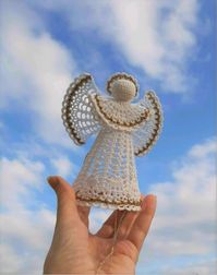 PDF Crochet Pattern Christmas angel.  The PDF-file contains schemes, descriptions and step-by-step photos of decorating parts with lurex; blocking and gluing parts.