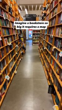 . . . #powellscityofbooks #portland #USA #visitportland #bookshopsofinstagram