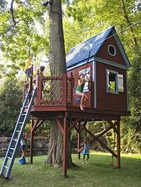 11 Cool Tree Houses You Could Live In. Number 6 Is My Favorite. - Yardzrus.com