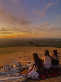 #friends #picnic #view #sunset #mountains #aesthetic #ideas #summer #inspiration #skyview