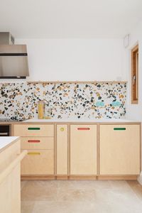 Hui's bright colourful kitchen for a modern extension — Lozi Designs