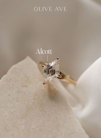 14K Yellow Gold | Alcott features a bold lozenge center stone set in a basket setting on a stunning tapered shank.