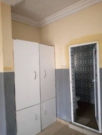 How to find get search for clean cool one bedroom flat for rent, located in a serene environment at Off Shell Location road, Ada George, port harcourt the garden city rivers state affordable 1 bedroom units accommodation to rent immediately available for parking Features 1 bedroom flat with 2 toilets 1 bedroom flat with Wardrobe one bedroom flat with Kitchen unit one bedroom apartment with POP ceiling 1 bedroom flat with Interlocked compound And lots more yearly Rent 250k