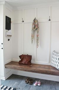 COTTAGE AND VINE: Monday Inspiration | Mini Mudrooms