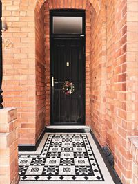 Honour the heritage of your home with a charming Olde English Tiles™ floor.