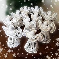 PDF Crochet Pattern Christmas angel.  The PDF-file contains schemes, descriptions and step-by-step photos of decorating parts with lurex; blocking and gluing parts.